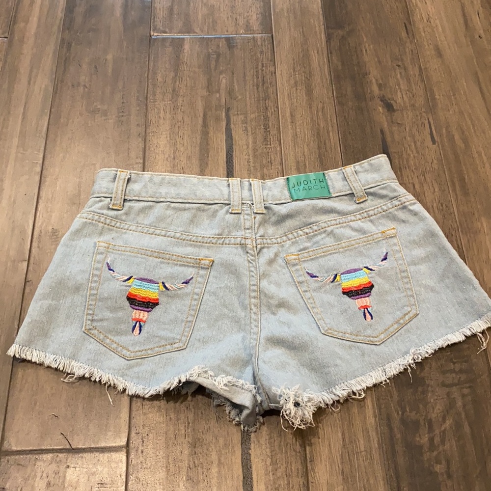 Judith March Jean Shorts Size M